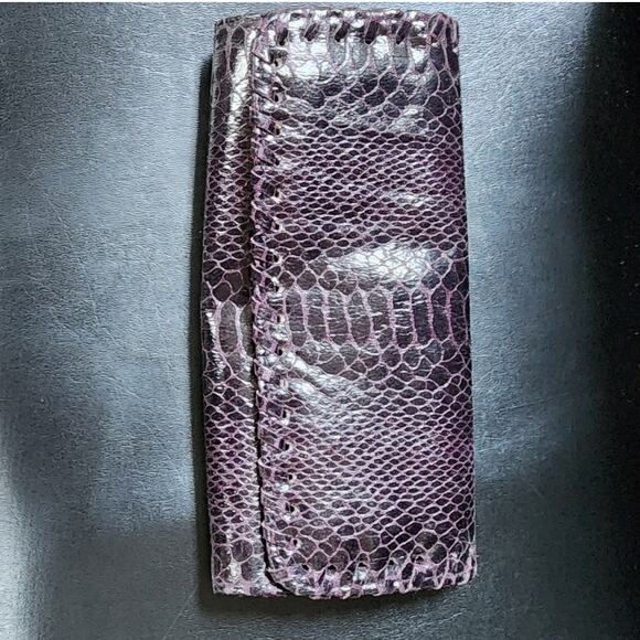 Brand New Bioelements clutch wallet Imitation Snake skin measures 8x4 in size - Picture 2 of 6